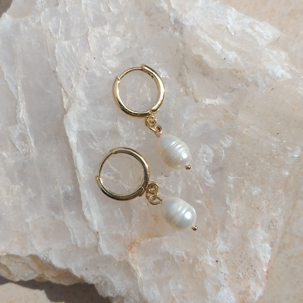 Aretes Perla de río