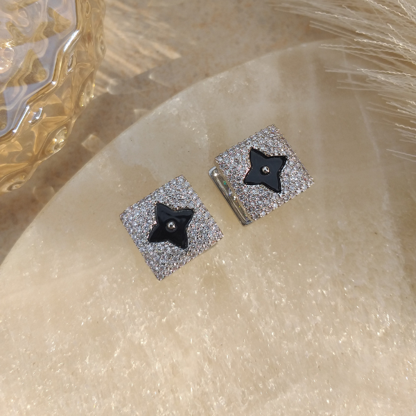Aretes Alelí