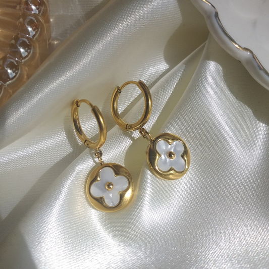 Aretes Kate