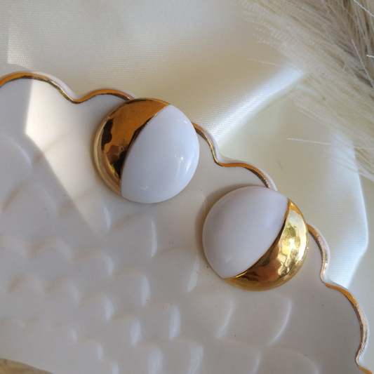 Aretes Button blanco