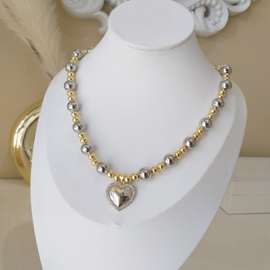 Collar Mónica
