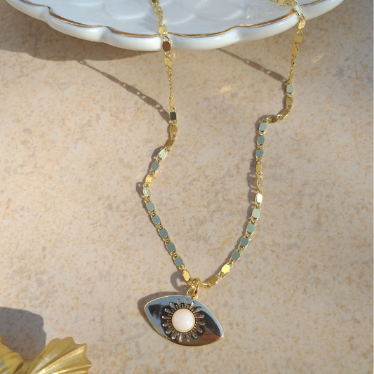Collar ojito con cuarzo